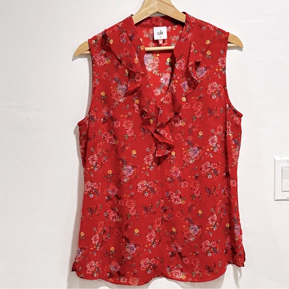 CABI “Crush” Ruffle V Neck Sleeveless Soft Feminine Rose Print on Bold Red Top M - Picture 4 of 9